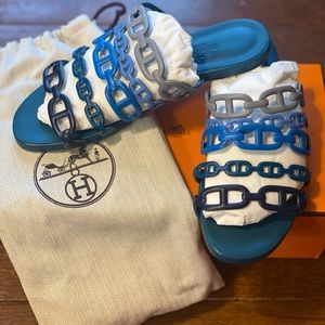 Hermès Leather Chain Sandal